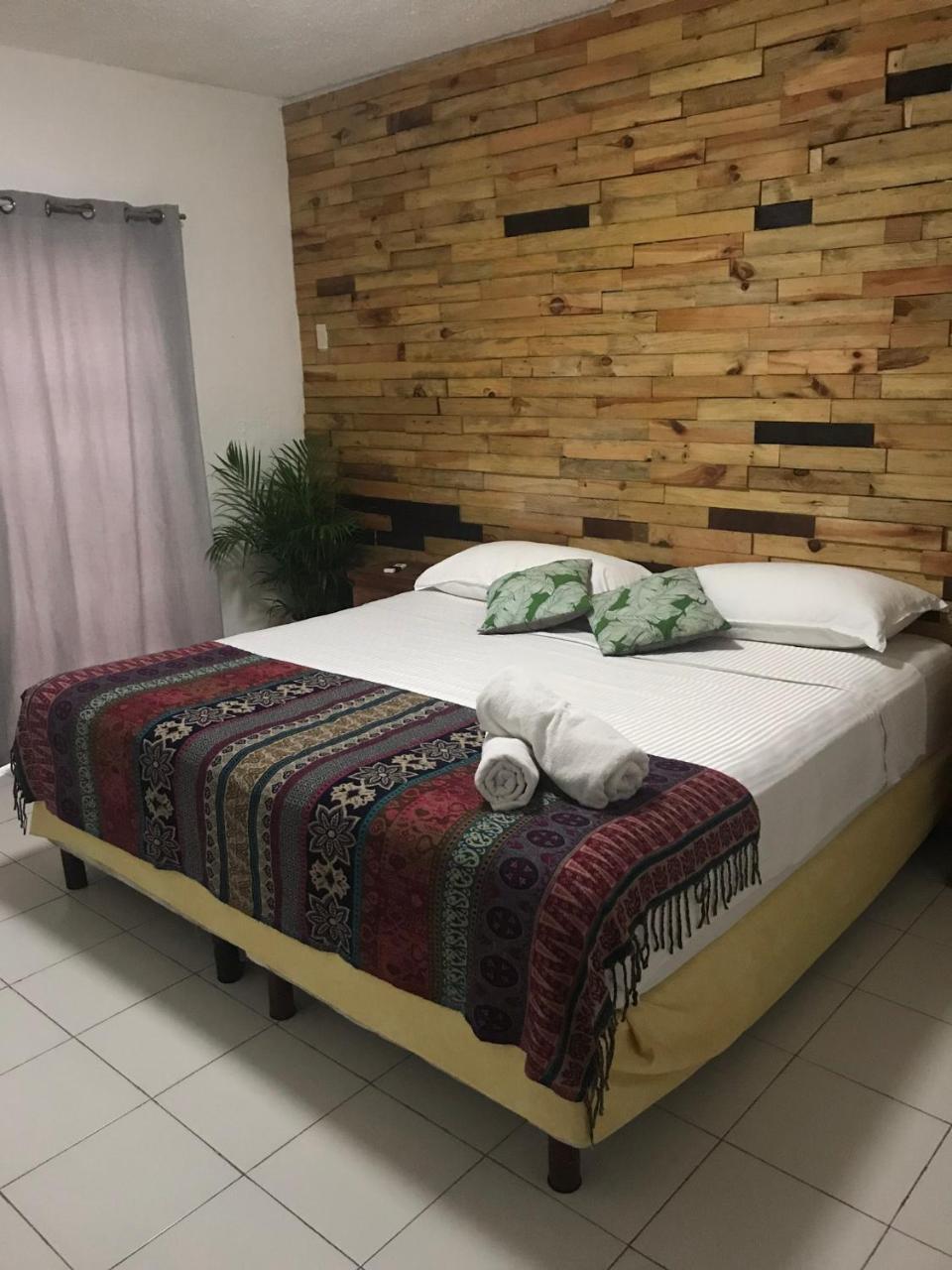 Macarena Hotel Cancún Esterno foto